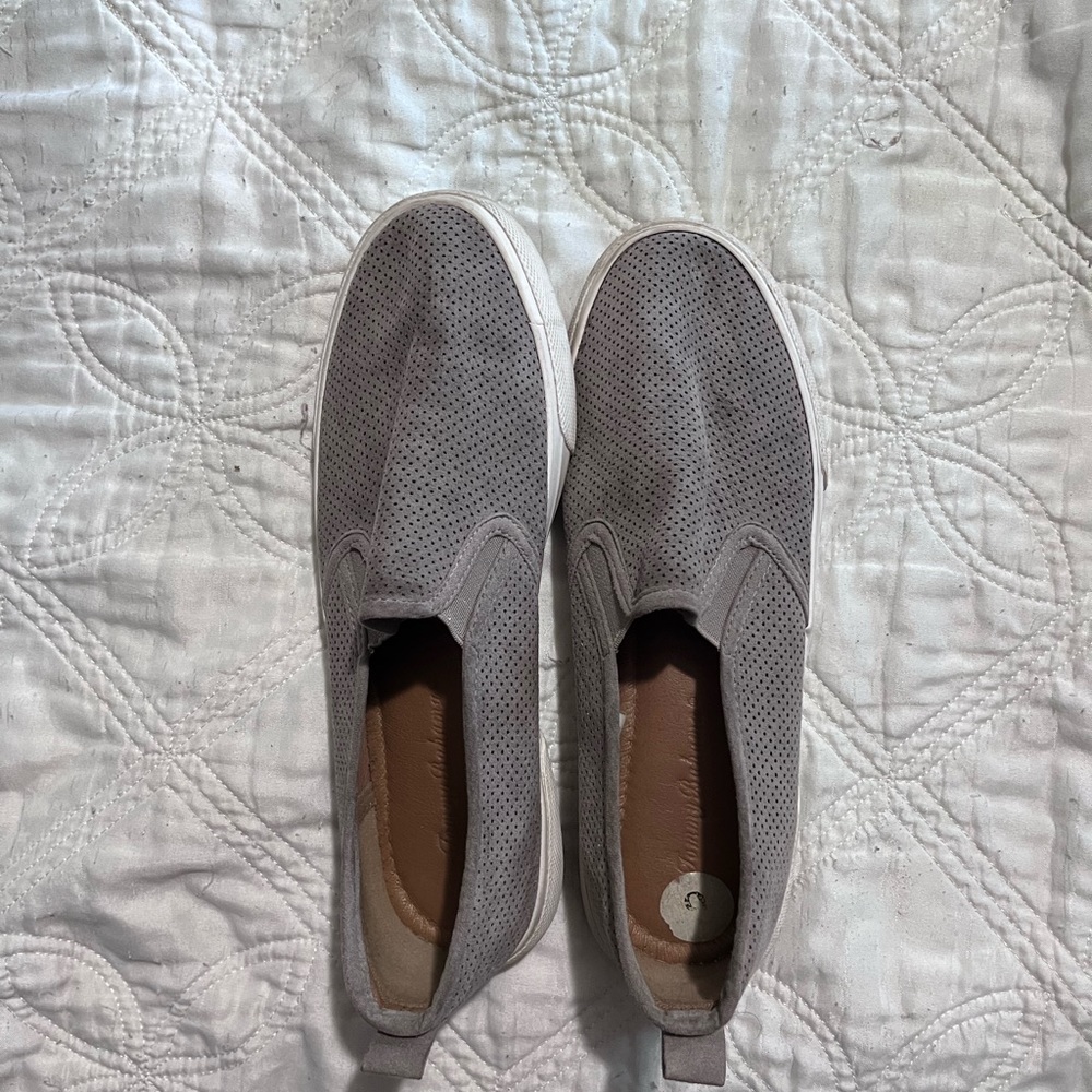 Women suede like slide in tennis shoes